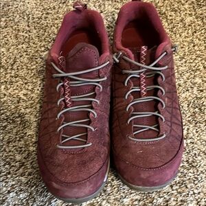 Oboz Women’s Shoes